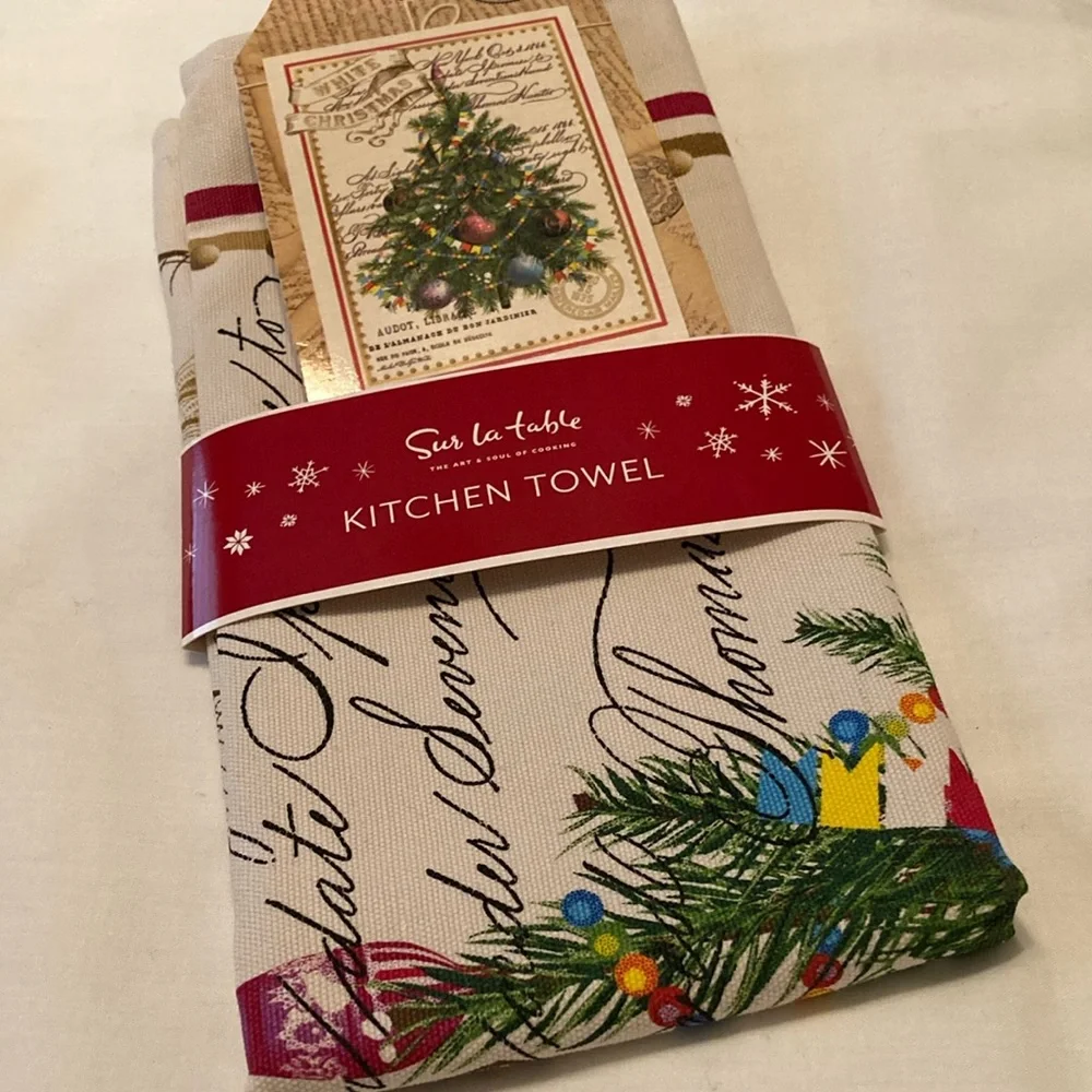 Sue La Table White Christmas Tree Kitchen Towel, NWT